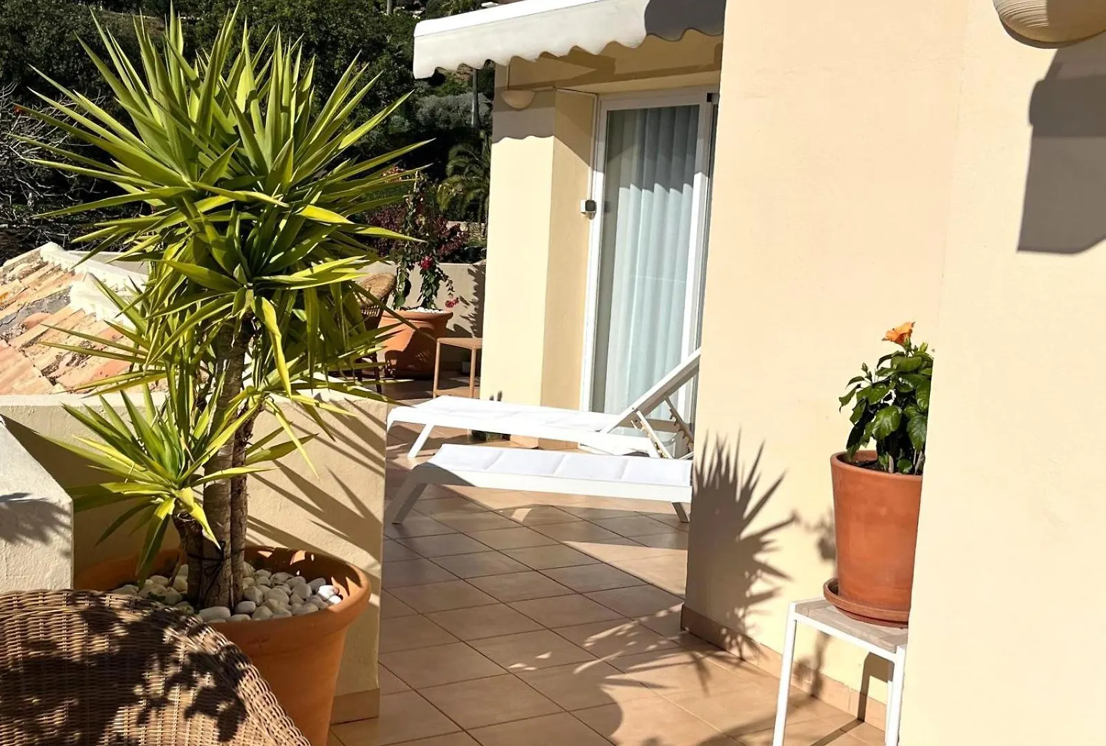 Penthouse Duplex 3 Chambres, Vue Mer A Elviria Marbella Apartment