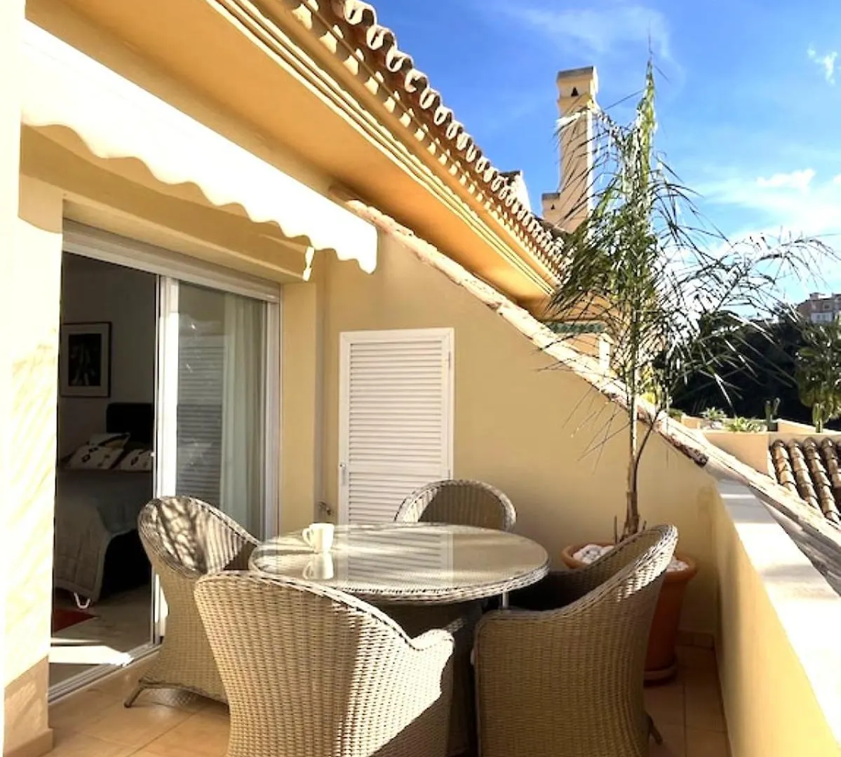 Apartment Penthouse Duplex 3 Chambres, Vue Mer A Elviria Marbella