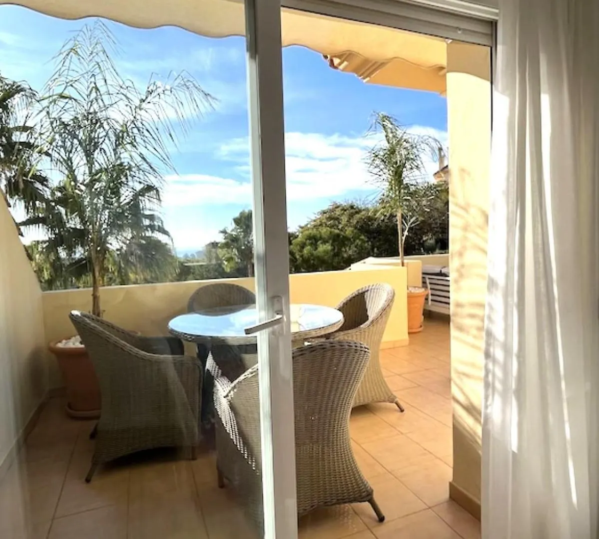 Penthouse Duplex 3 Chambres, Vue Mer A Elviria Marbella 0*,  Spain